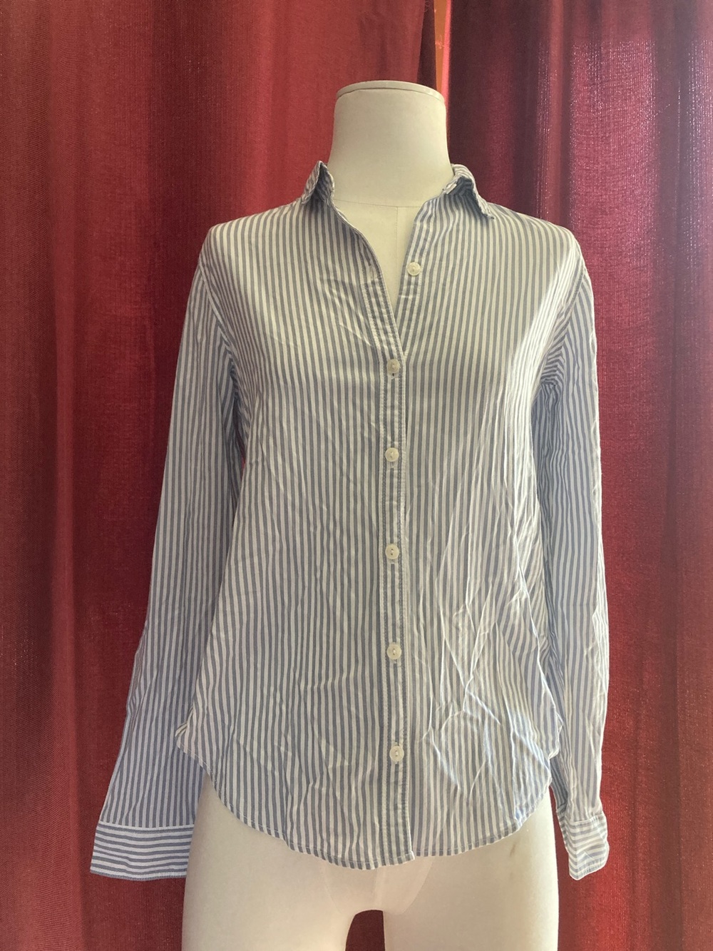 Abercrombie & Fitch Striped Blue & White Button-Up Shirt - Women